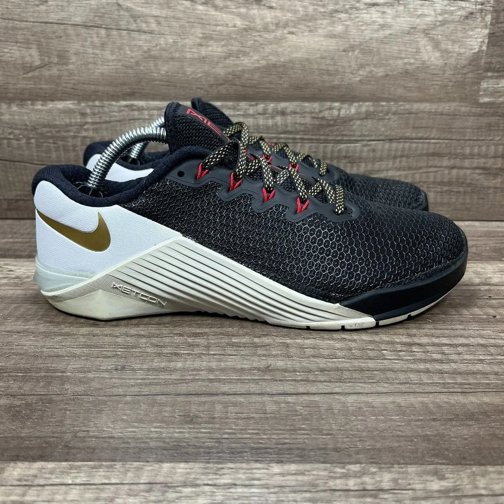 Nike Metcon 5 Black White Womens US Size 7.5 EUR 38.5 AO2982-076 Sneakers